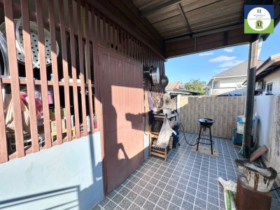 บ้านชั้นเดียว เข้าออกสะดวก ห่างถนนเลี่ยงเมืองเพียง 480 เมตร