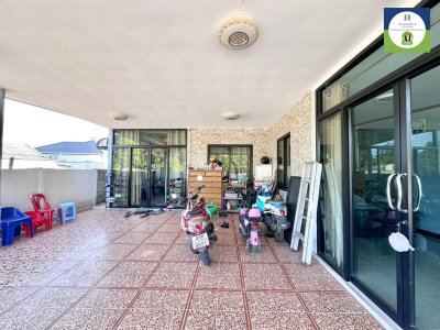 บ้านชั้นเดียว เข้าออกสะดวก ห่างถนนเลี่ยงเมืองเพียง 480 เมตร