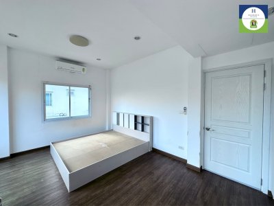 เออร์เบิลไลฟ์ URBAN LIFE