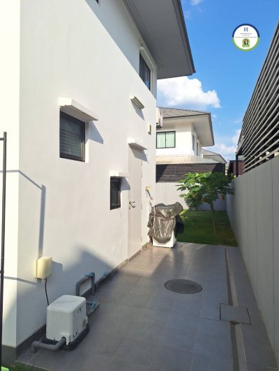 สาริน วิสต้า สวนวนารมย์ - SARIN VISTA SUAN VANAROM