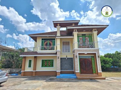 ทำธุรกิจจบในที่เดียว!!  ขายบ้านพร้อมที่ดิน และร้านค้า