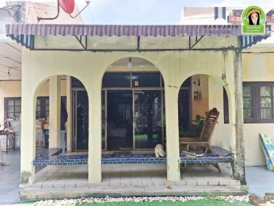 บ้านเดี่ยวชั้นเดียว ในซอยชวาลานอก 1 ทำเลในเมืองอุบล