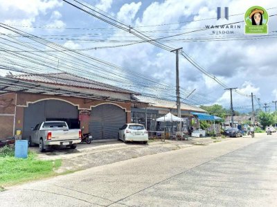 อาคารพาณิชย์ 1ชั้นครึ่ง 2 คูหาทะลุหากัน