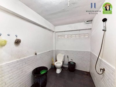 อาคารพาณิชย์ 1ชั้นครึ่ง 2 คูหาทะลุหากัน