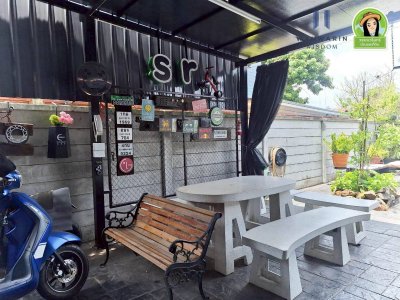 บ้านเดี่ยว 2 ชั้น สไตล์อาคารพาณิชย์ ในซอยพนม 9 ทำเลในเมือง