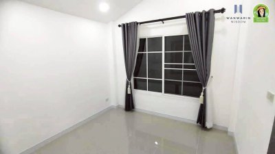 บ้านเดี่ยวชั้นเดียว ในหมู่บ้านท้ายห้วยวังนอง  สไตล์นอดิกซ์