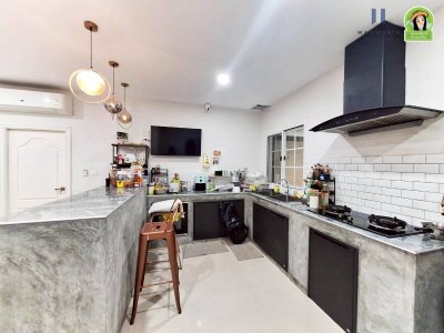 บ้านเดี่ยวชั้นเดียว พร้อมกิจการร้านกาแฟ ในตัวอำเภอเมืองสิรินธร