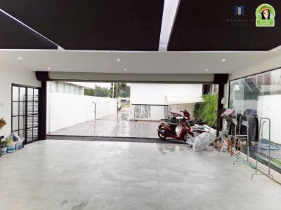 บ้านเดี่ยวชั้นเดียว พร้อมกิจการร้านกาแฟ ในตัวอำเภอเมืองสิรินธร