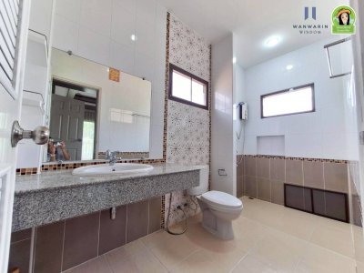 บ้านเดี่ยว 2 ชั้นในโครงการสาริน7 วารินชำราบ ที่ดินโฉนด 2 แปลง