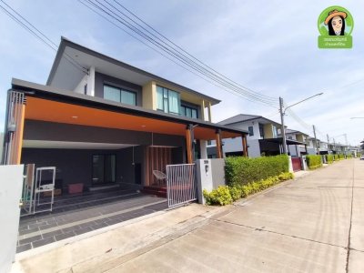 บ้านหรู 2 ชั้น ใกล้สวนวนารมย์ ในโครงการสุดพรีเมียม “สารินวิสต้าไลท์ สวนวนารมย์”