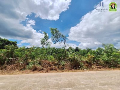 ที่ดินเปล่า แบ่งล็อค ใกล้ศูนย์พัฒนาเด็กเล็กบ้านหัวคำ ต.ขามใหญ่