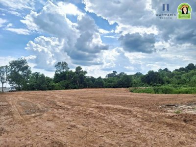 ที่ดินเปล่า ทำเลดี วิวสวยมาก โซนกุดลาด ติดริมแม่น้ำสะพัง