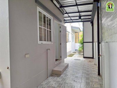 บ้านเดี่ยว 2 ชั้น สไตล์อังกฤษ แบบบ้าน J2 ในโครงการสารินลิฟวิ่งบ้านจั่น