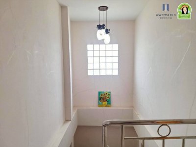 บ้านเดี่ยว 2 ชั้น พร้อมที่ดินเปล่า ทำเลดี ใกล้สนามบินอุบลฯ