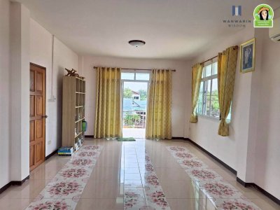 บ้านเดี่ยว 2 ชั้น พร้อมที่ดินเปล่า ทำเลดี ใกล้สนามบินอุบลฯ