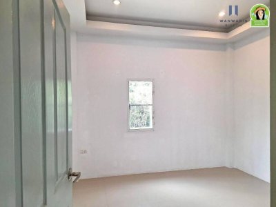 บ้านเดี่ยวชั้นครึ่งยกพื้นสูง รีโนเวทใหม่สไตล์โมเดิร์น ทำเลดี ติดถนนซอยห้วยคุ้ม