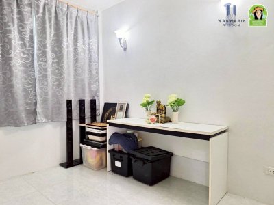 บ้านเดี่ยวชั้นเดียวยกสูง พร้อมอาคารรับรอง เนื้อที่เยอะ หน้ากว้าง ร่มรื่นมาก บรรยากาศดีมีความเป็นส่วนตัว