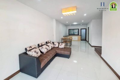 ทาวน์โฮม 2 ชั้น 1 คูหาริม ในโครงการบ้านภัคภิรมย์ 2 (บ้านก้านเหลือง) ต.ขามใหญ่