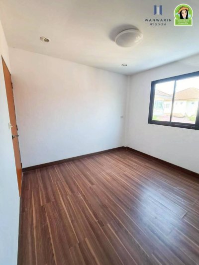 ทาวน์โฮม 2 ชั้น 1 คูหาริม ในโครงการบ้านภัคภิรมย์ 2 (บ้านก้านเหลือง) ต.ขามใหญ่