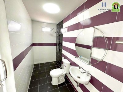 ทาวน์โฮม 2 ชั้น 1 คูหากลาง ในโครงการบ้านภัคภิรมย์ 2 (บ้านก้านเหลือง) ต.ขามใหญ่