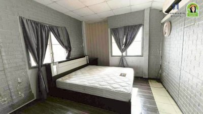 บ้าน 2 ชั้น ในโครงการบ้านเอื้ออาทรห้วยคุ้มเฟส 1