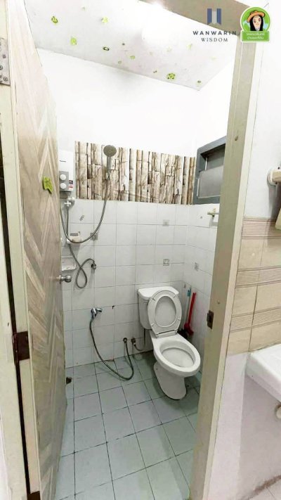 บ้าน 2 ชั้น ในโครงการบ้านเอื้ออาทรห้วยคุ้มเฟส 1