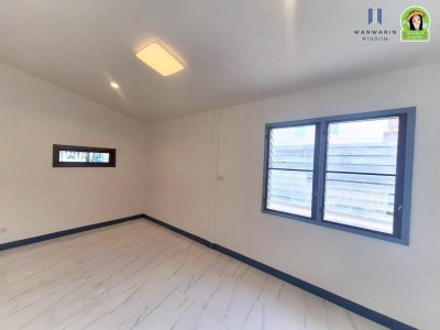 บ้าน 2 ชั้น หลังมุม รีโนเวทใหม่ ในโครงการบ้านเอื้ออาทรห้วยคุ้มเฟส 1