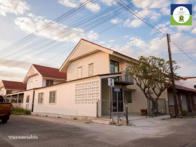 บ้าน 2 ชั้น หลังมุม รีโนเวทใหม่ ในโครงการบ้านเอื้ออาทรห้วยคุ้มเฟส 1