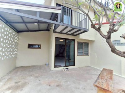 บ้าน 2 ชั้น หลังมุม รีโนเวทใหม่ ในโครงการบ้านเอื้ออาทรห้วยคุ้มเฟส 1