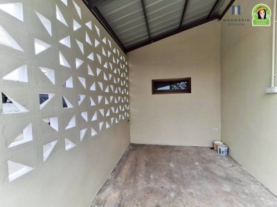 บ้าน 2 ชั้น หลังมุม รีโนเวทใหม่ ในโครงการบ้านเอื้ออาทรห้วยคุ้มเฟส 1