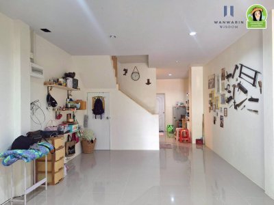 อาคารพาณิชย์ 2 ชั้น 1 คูหา ทำเลในเมือง ใกล้บิ๊กซีอุบลเพียง 5 นาที