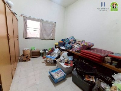 บ้านเดี่ยวชั้นเดียว 2 หลัง บนพื้นที่เดียวกัน ในซอยสมเด็จ 9 ทำเลห้วยวังนอง