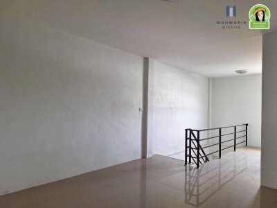 อาคารพาณิชย์ 3 ชั้น 1 คูหา โซนห้วยวังนอง