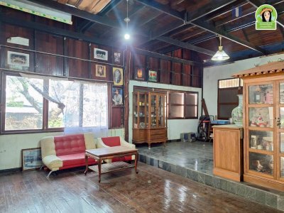 บ้านเดี่ยว พร้อมโกดังและพื้นที่สำหรับประกอบกิจการ