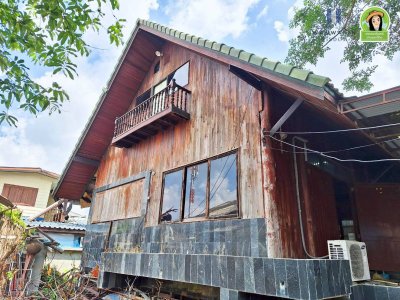 บ้านเดี่ยว พร้อมโกดังและพื้นที่สำหรับประกอบกิจการ