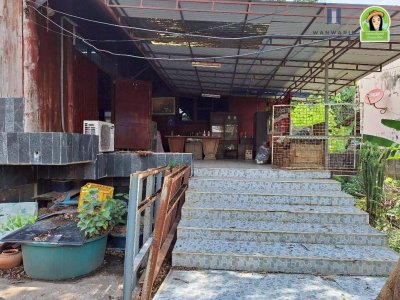 บ้านเดี่ยว พร้อมโกดังและพื้นที่สำหรับประกอบกิจการ