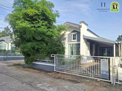 บ้านเดี่ยวชั้นเดียว ในหมู่บ้านท้ายห้วยวังนอง  สไตล์นอดิกซ์