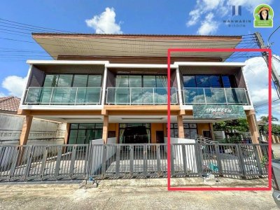 ทาวน์โฮม 2 ชั้น 1 คูหาริม ในโครงการบ้านภัคภิรมย์ 2 (บ้านก้านเหลือง) ต.ขามใหญ่