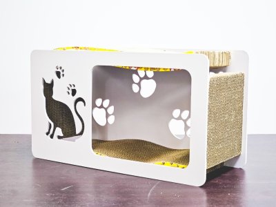 Cat House with Scratching Pad
