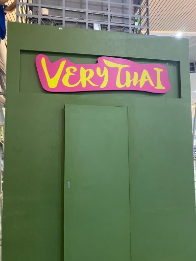 Storefront signs, shop signs