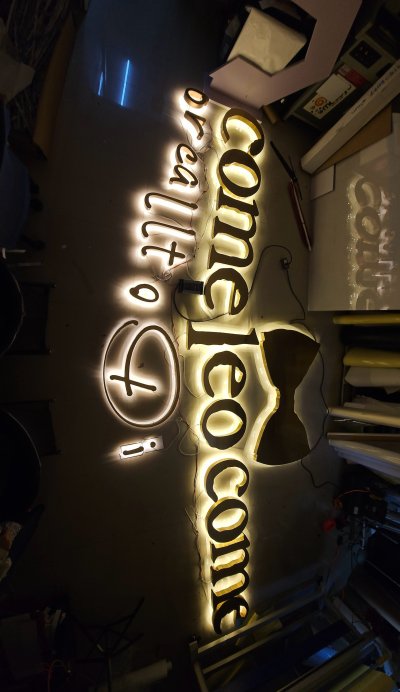 ป้ายหน้าร้าน ป้ายไฟตัวอักษรสแตนเลส 3 มิติ ป้ายหน้าร้าน ป้ายไฟตัวอักษรสแตนเลส 3 มิติ