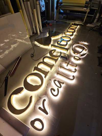 ป้ายหน้าร้าน ป้ายไฟตัวอักษรสแตนเลส 3 มิติ ป้ายหน้าร้าน ป้ายไฟตัวอักษรสแตนเลส 3 มิติ