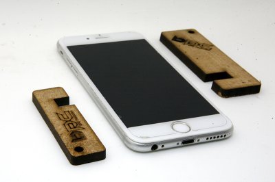 key chain wood shore phone