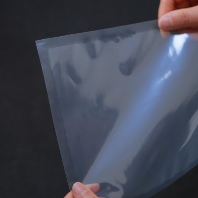 ถุงซีลสูญญากาศลายเรียบซีล 3 ด้าน หนา 220 ไมครอน(100 ใบ/แพ็ค)