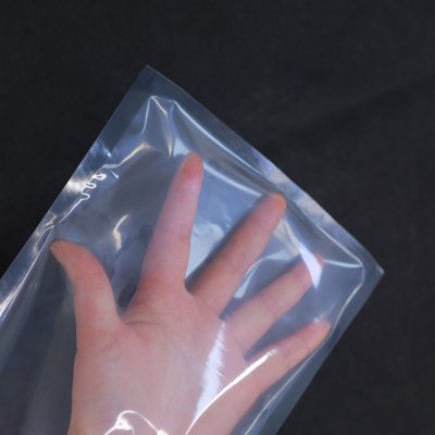 ถุงซีลสูญญากาศลายเรียบซีล 3 ด้าน หนา 220 ไมครอน(100 ใบ/แพ็ค)
