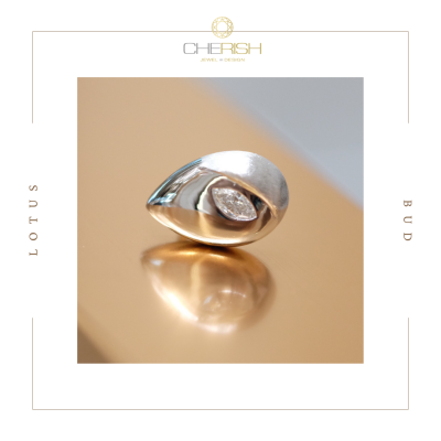 Lotus Bud Diamond Earring 1side