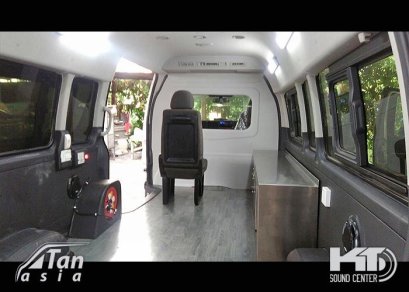 ดัดแปลงรถตู้ เป็นรถห้องทดลอง