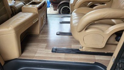 Hyundai H1 ปูพื้น