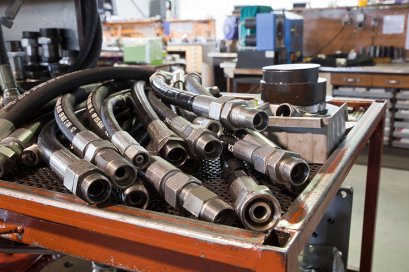 สายไฮดรอลิคชำรุดเกิดจากอะไร