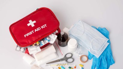 Alat Pertolongan Pertama Pada Kecelakaan, Apa Saja ?
